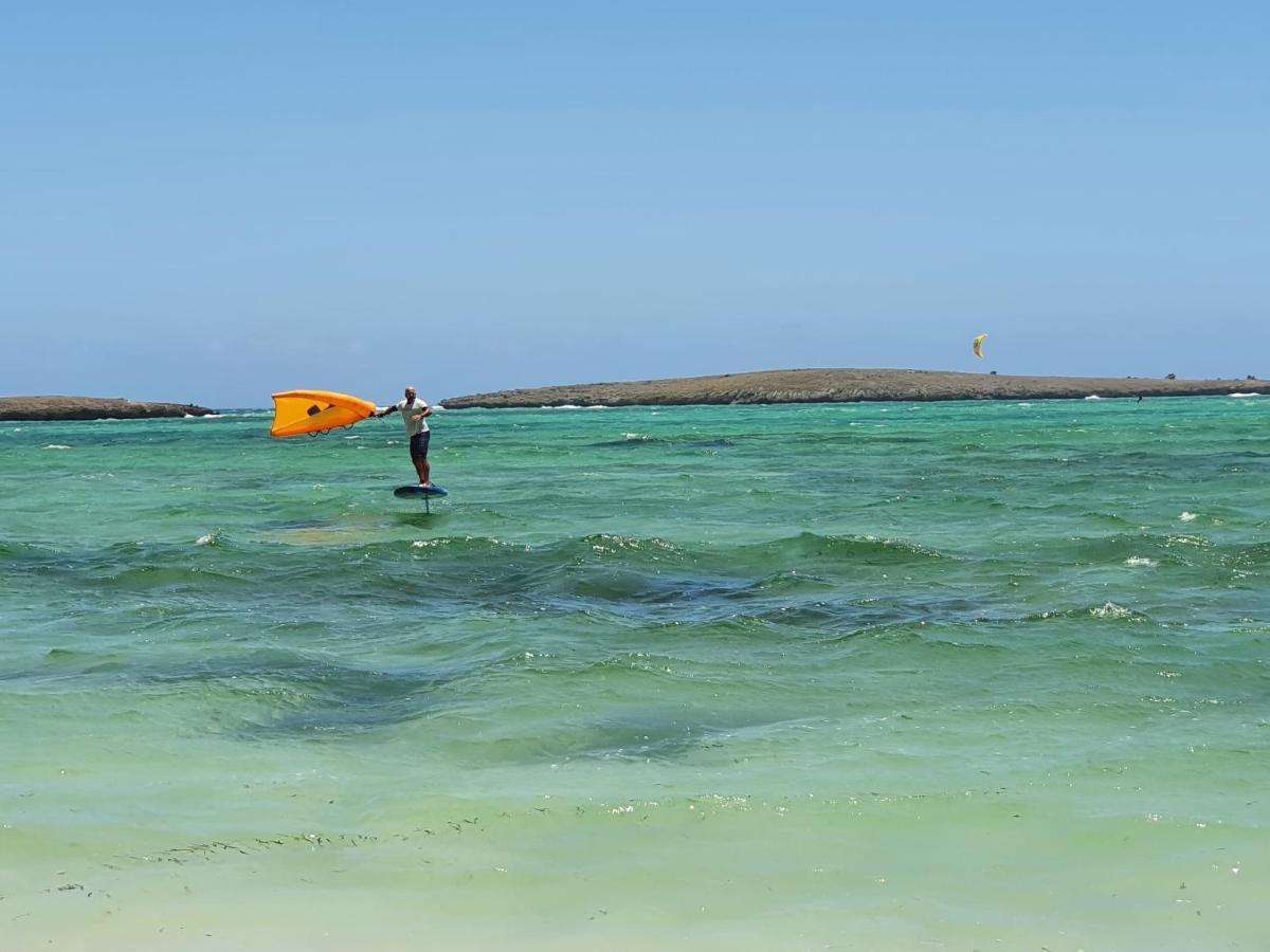 Ocean Lodge Kite & Windsurf Antsiranana Exteriör bild