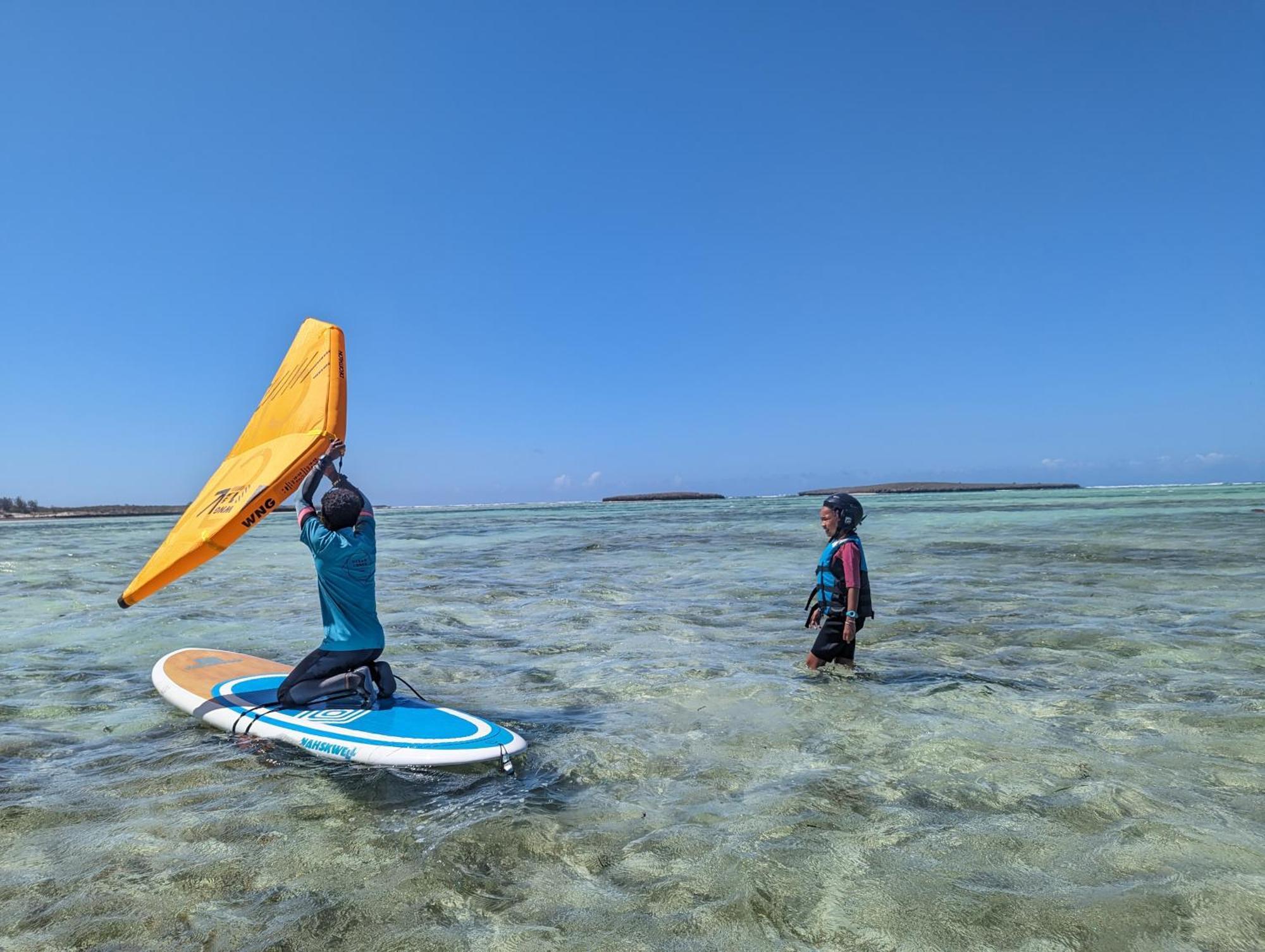 Ocean Lodge Kite & Windsurf Antsiranana Exteriör bild